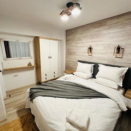 Apartament Patrick グラ・フモアルルイ エクステリア 写真