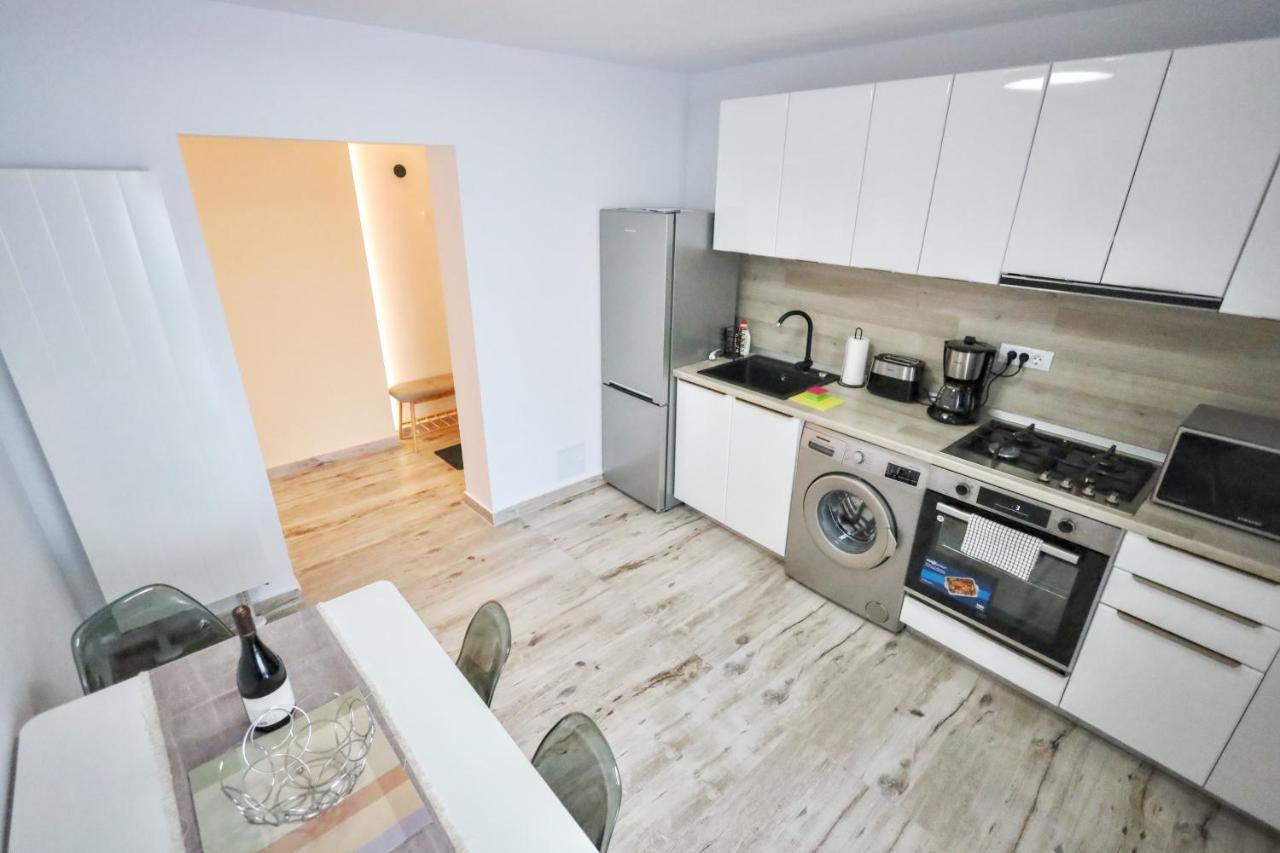 Apartament Patrick グラ・フモアルルイ エクステリア 写真